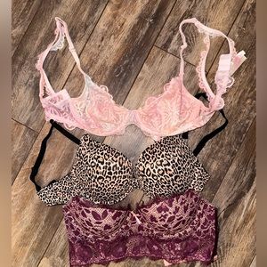 Victoria’s Secret bras